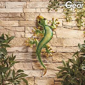 Garden Gear Metal and Glass Gecko Wall Art